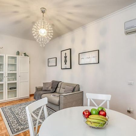 Atrhome Penthouse Frattina Рим Экстерьер фото