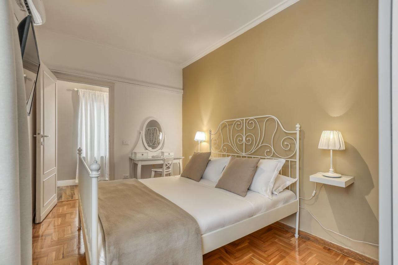 Atrhome Penthouse Frattina Рим Экстерьер фото